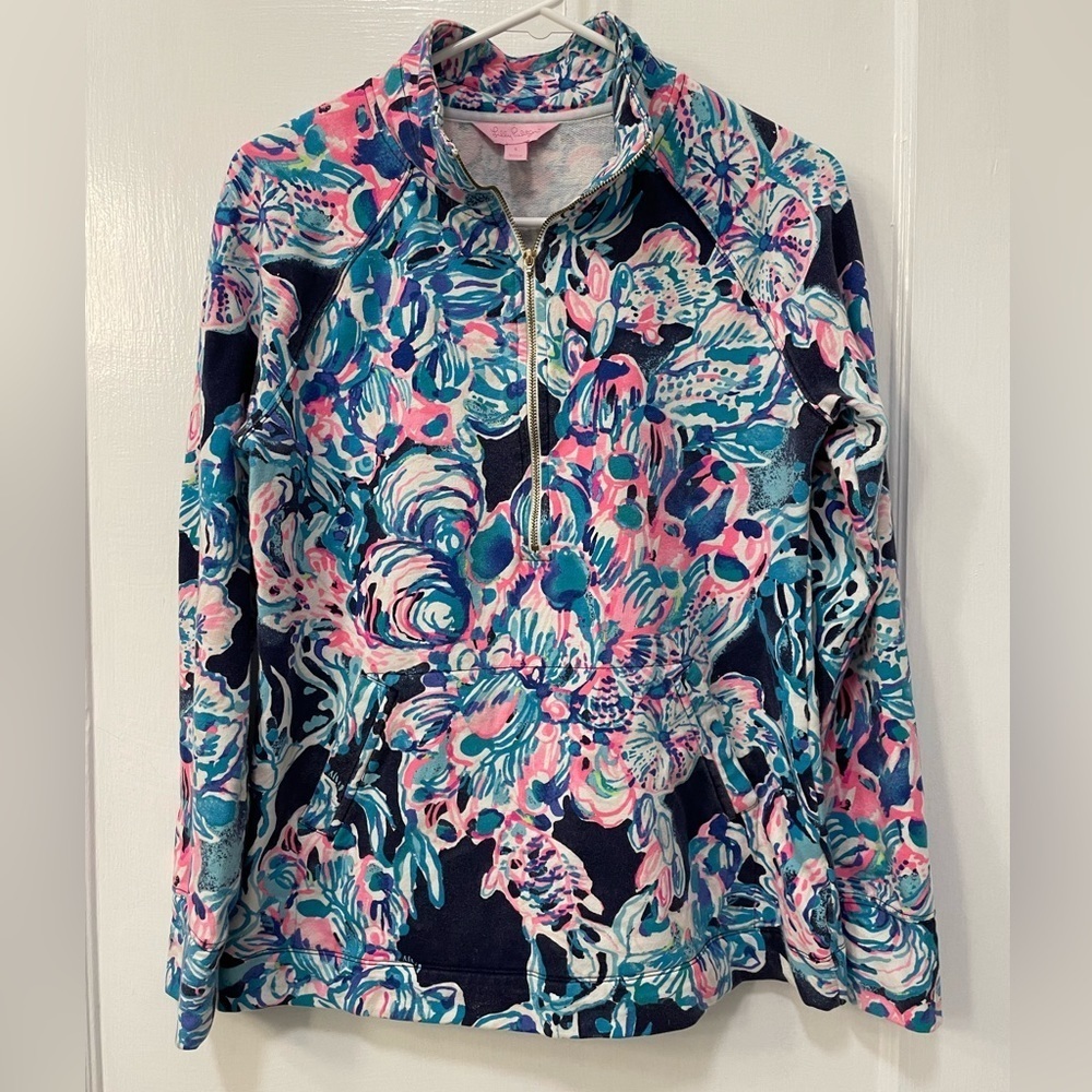 Lilly Pulitzer UPF 50+ Skipper Popover Bright Navy Caught Up Small - Picture 1 of 9